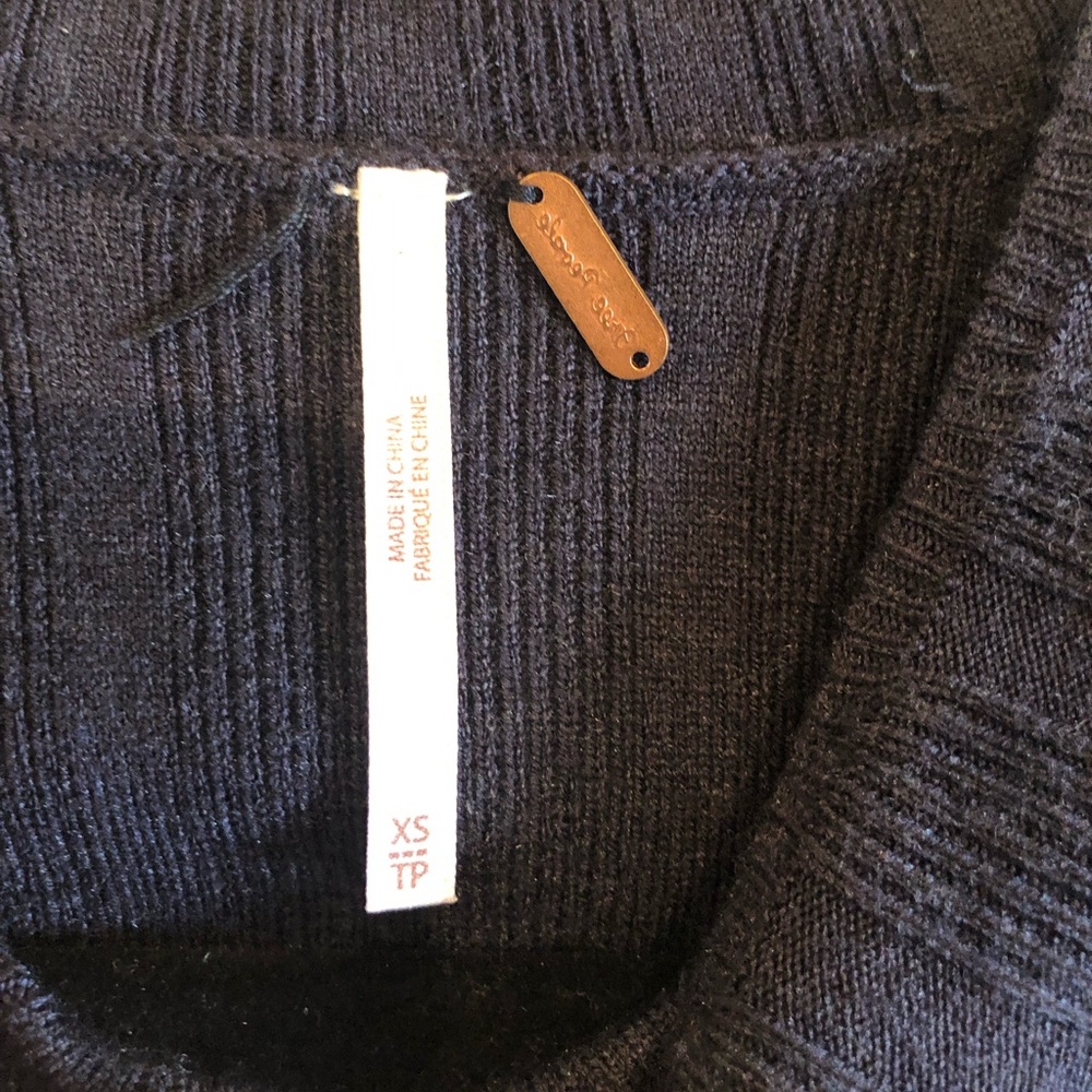Free People navy blue knit dress - Picture 3 of 4
